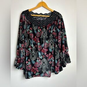 Rafaella Floral Women's Top M Velvet Floral Whimsigoth Paisley Cottage country